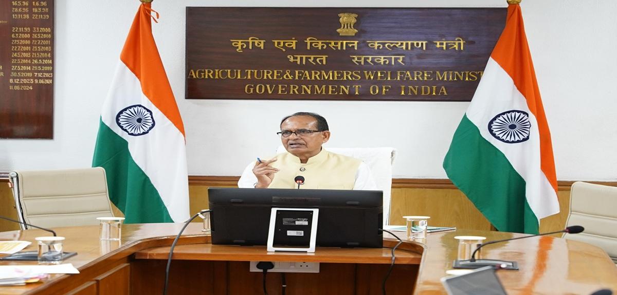 Maharashtra becomes the first state to become eligible for the second installment of railway funds; Union Agriculture Minister congratulates it for timely utilization of funds